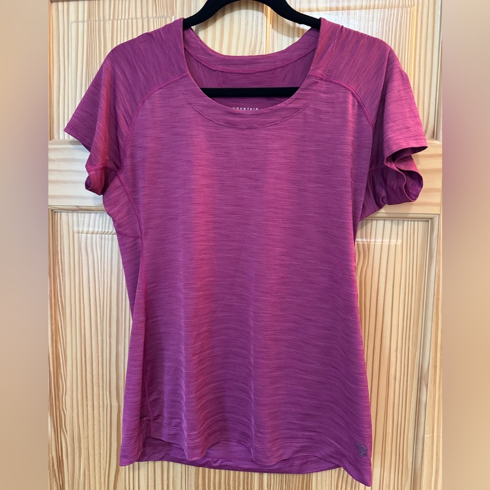 Mountain Hardwear Dark Pink Relaxed T-Shirt